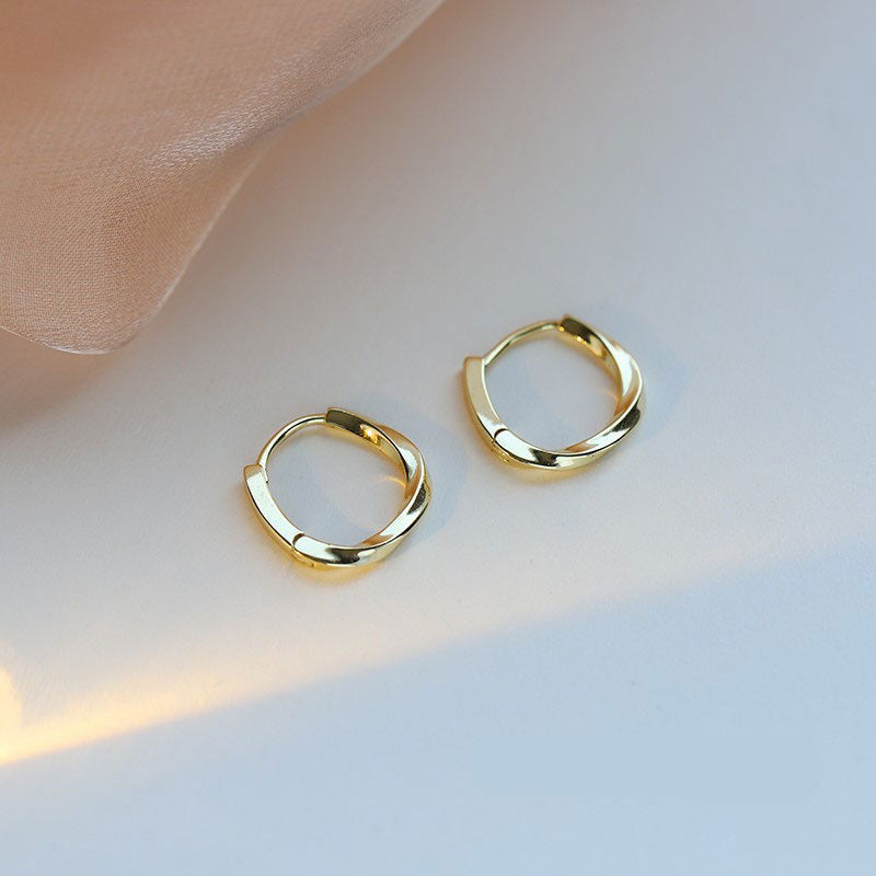 2024 Korean New Simple Temperament Circle Pearl Earrings Fashion Small Versatile Earrings  Jewelry